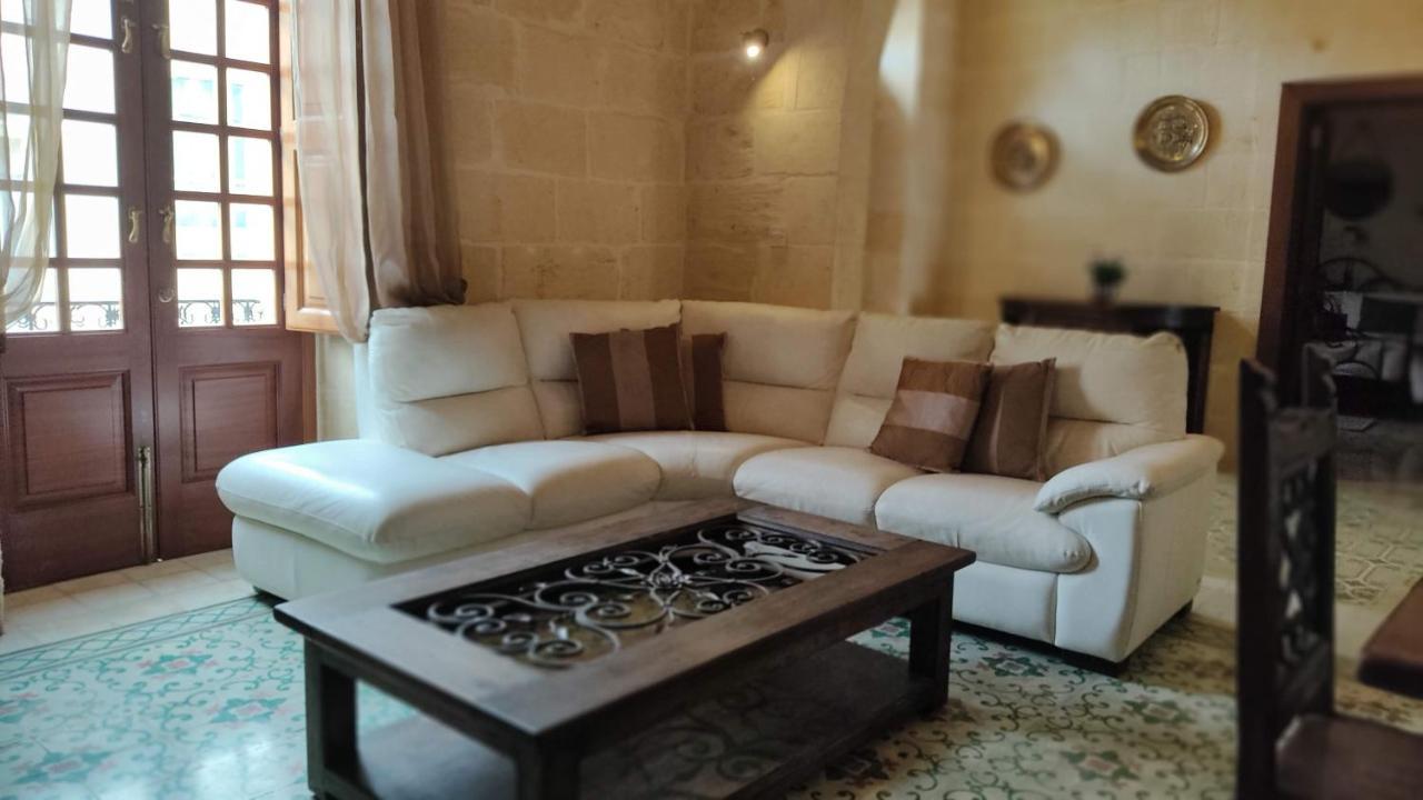 Warda Accommodation Xewkija Exterior foto