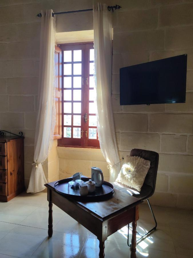Warda Accommodation Xewkija Exterior foto